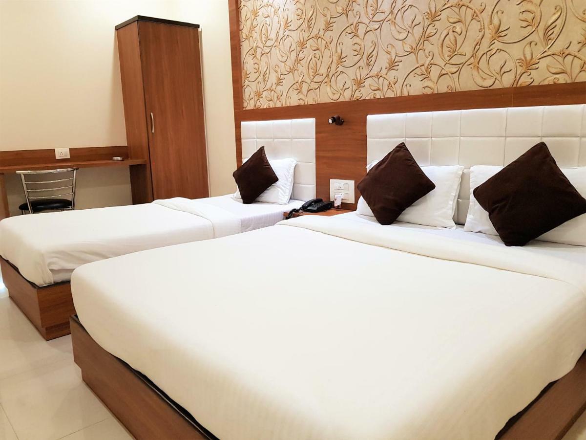 Hexa Royal Elite Hotel Mumbai Exterior photo