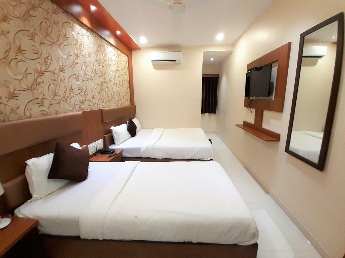 Hexa Royal Elite Hotel Mumbai Exterior photo